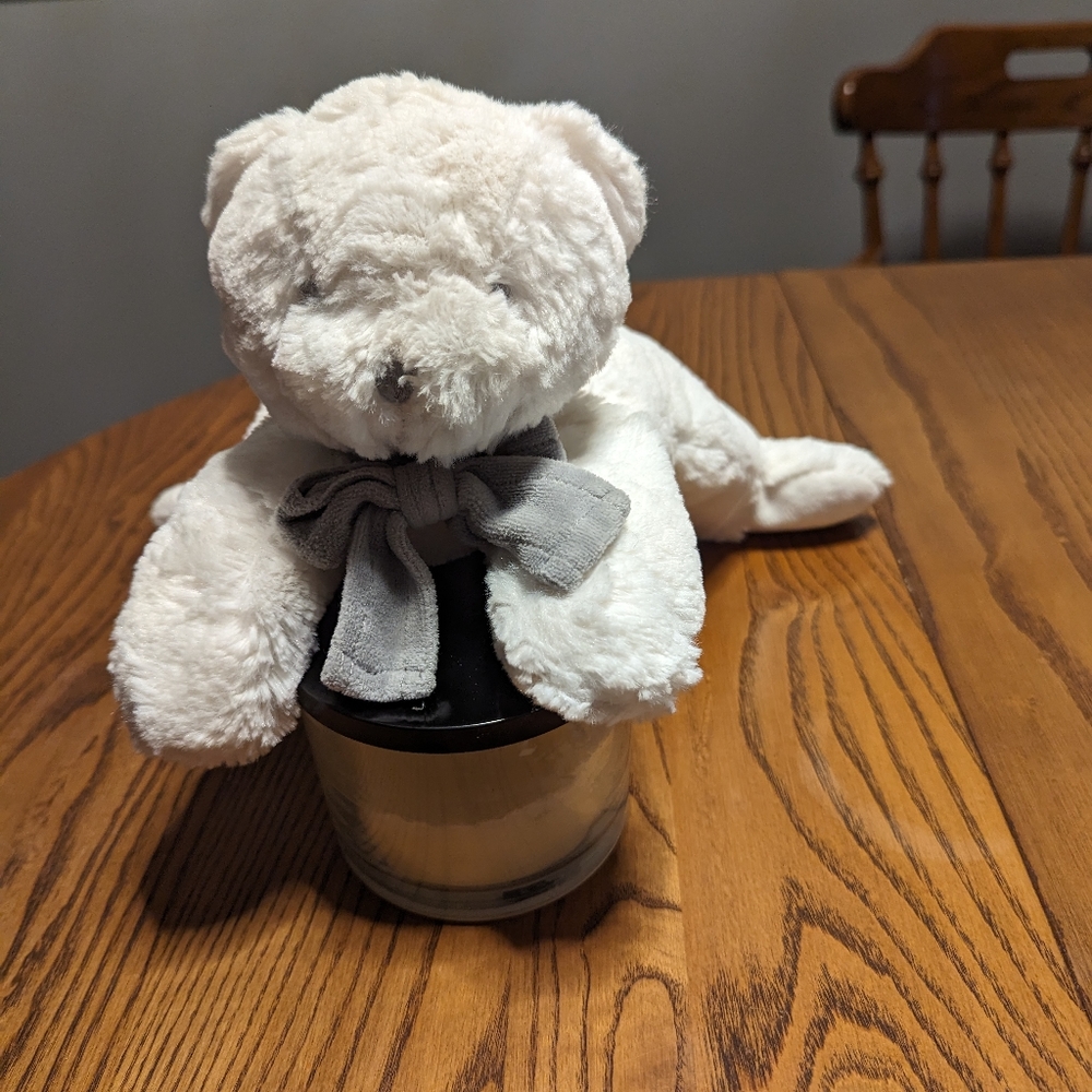 - - - Nanan white stuffed Bear. Plush toy. Rattle In Head. Cuddly Floppy.